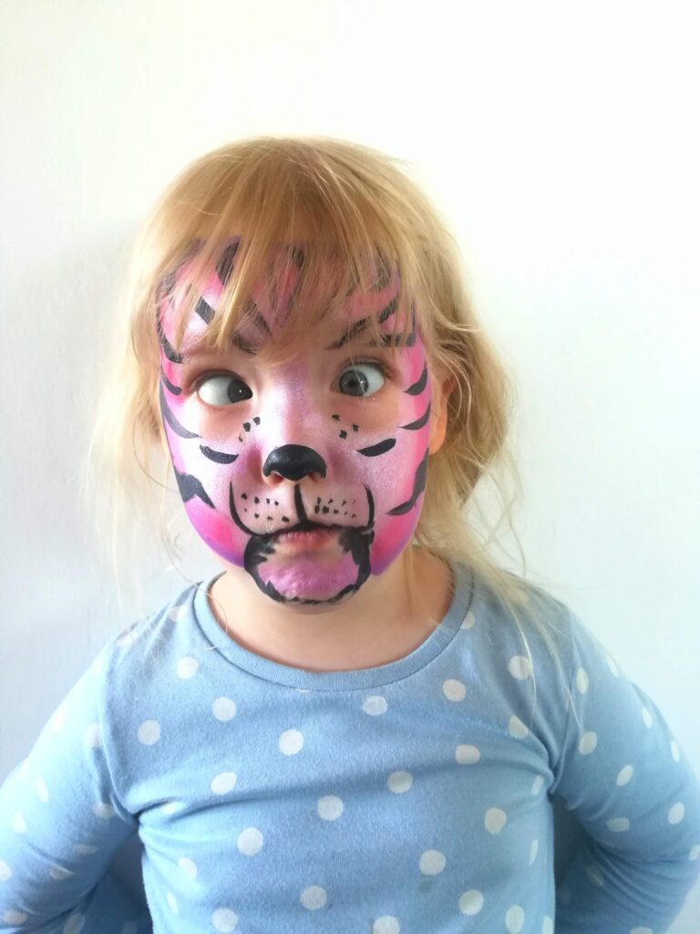 Näomaaling Tiiger roosa